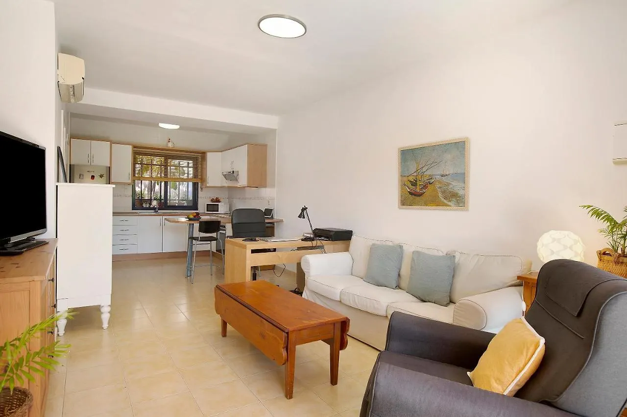 Free Airport Shuttle And Parking Villa San Bartolome de Tirajana  0*, San Bartolome de Tirajana (Gran Canaria) Spain