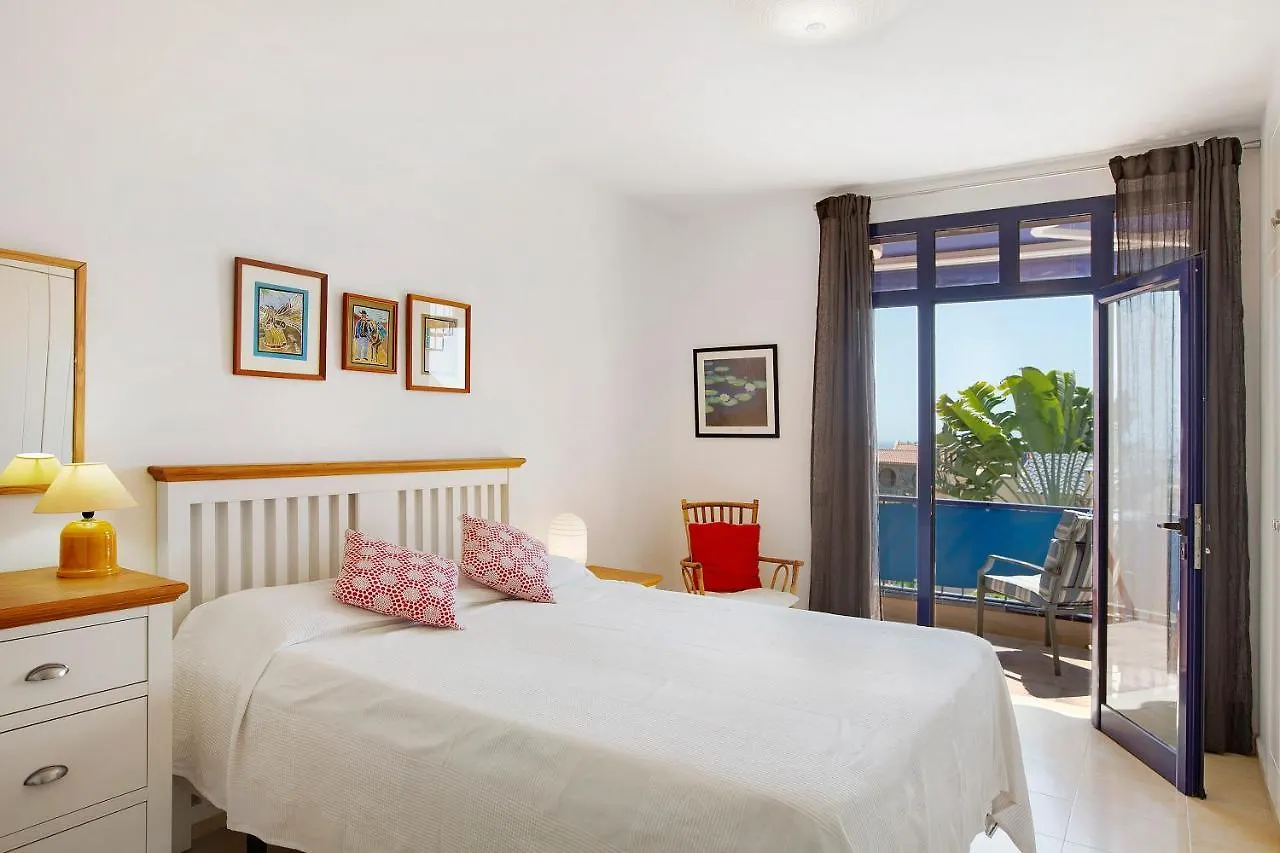 Free Airport Shuttle And Parking Villa San Bartolome de Tirajana  0*, San Bartolome de Tirajana (Gran Canaria)